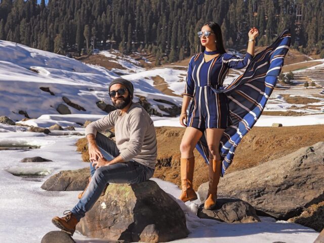 Kashmir Couple Tour Package 6N 7D