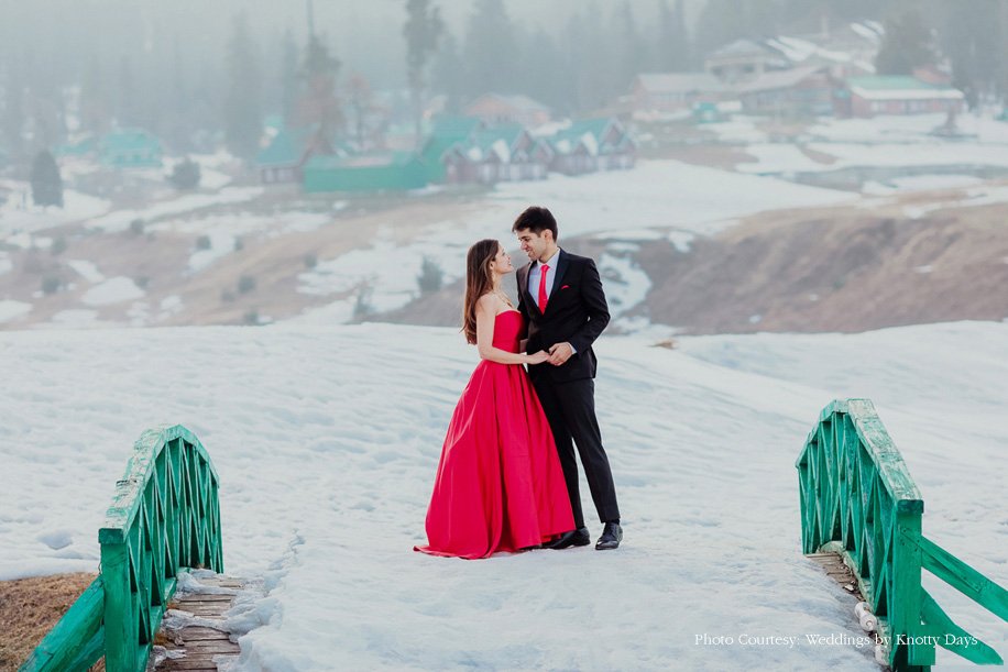 Kashmir Couple Tour Package