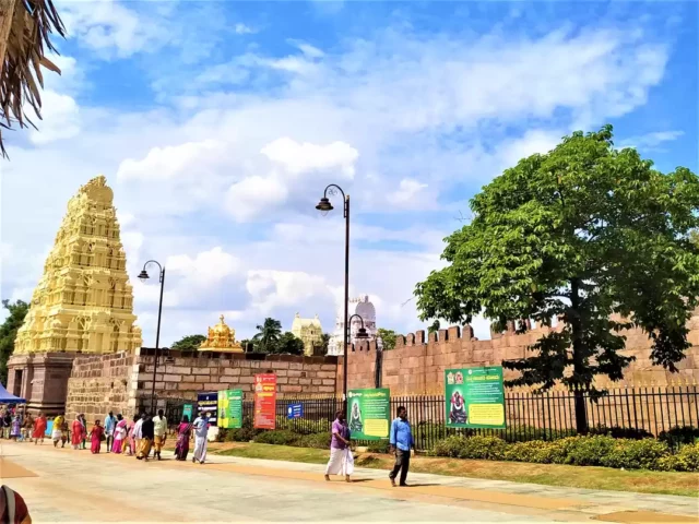 Hyderabad Srisailam Jyotirling Tour Package 2N-3D